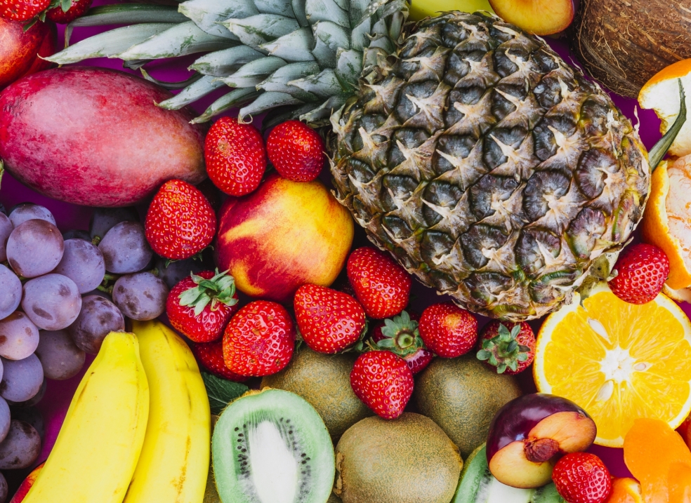 Rola owoców w zdrowej diecie - jakie składniki odżywcze dostarczają?
